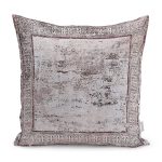 - K11045-Gorsel - Realhomes RealHomes Bordo Zeminde Eskitme Motifli Çerçeve Desenli Dijital Baskılı Yastık Kırlent Kılıfı Realhomes