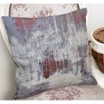 - K11053-Gorsel-1 - Realhomes RealHomes Renkli Zeminde Halı Motifli Modern Desenli Dijital Baskılı Yastık Kırlent Kılıfı Realhomes