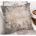 - K11056-Gorsel-1 - Realhomes RealHomes Renkli Zeminde Halı Motifli Modern Desenli Dijital Baskılı Yastık Kırlent Kılıfı Realhomes