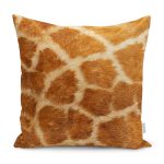 - K11075-Gorsel - Realhomes RealHomes Kahverengi Zeminde Zürafa Motifli Post Desenli Dijital Baskılı Yastık Kırlent Kılıfı Realhomes
