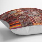 - K11116-Gorsel-3 - Realhomes  RealHomes Kırmızı Zeminde Patchwork Motifli Geleneksel Desenli Dijital Baskılı Yastık Kırlent Kılıfı Realhomes