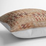 RealHomes Kahverengi Zeminde Tribal Motifli Etnik Desenli Dijital Baskılı Yastık Kırlent Kılıfı Realhomes