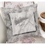 - K11146-Gorsel-1 - Realhomes RealHomes Gri Zeminde Çerçeveli Eskitme Desenli Dijital Baskılı Yastık Kırlent Kılıfı Realhomes