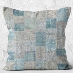 - K11161-Gorsel-2 - Realhomes RealHomes Krem - Mavi Zeminde Patchwork Motifli Geleneksel Desenli Dijital Baskılı Yastık Kırlent Kılıfı Realhomes