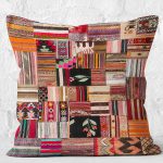 RealHomes Siyah - Beyaz Zeminde Kırkyama Motifli Patchwork Desenli Dijital Baskılı Yastık Kırlent Kılıfı Realhomes