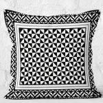- K11198-Gorsel-2 - Realhomes RealHomes Siyah - Beyaz Zeminde Çerçeveli Motifli Geometrik Desenli Dijital Baskılı Yastık Kırlent Kılıfı Realhomes