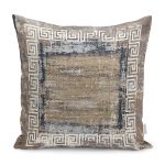 - K11204-Gorsel - Realhomes RealHomes Kahverengi Zeminde Çerçeveli Motifli Eskitme Desenli Dijital Baskılı Yastık Kırlent Kılıfı Realhomes