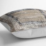 - K11204-Gorsel-3 - Realhomes RealHomes Kahverengi Zeminde Çerçeveli Motifli Eskitme Desenli Dijital Baskılı Yastık Kırlent Kılıfı Realhomes