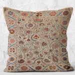 - K11214-Gorsel-2 - Realhomes RealHomes Krem Zeminde Hereke Motifli Kilim Desenli Dijital Baskılı Yastık Kırlent Kılıfı Realhomes