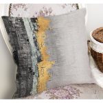 - K11237-Gorsel-1 - Realhomes  RealHomes Gold - Gri Zeminde Eskitme Motifli Yağlı Boya Desenli Dijital Baskılı Yastık Kırlent Kılıfı Realhomes
