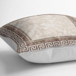 - K11240-Gorsel-3 - Realhomes RealHomes Bej Zeminde Çerçeveli Motifli Klasik Desenli Dijital Baskılı Yastık Kırlent Kılıfı Realhomes