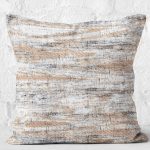 - K11258-Gorsel-2 - Realhomes RealHomes Krem Zeminde Eskitme Motifli Örme Desenli Dijital Baskılı Yastık Kırlent Kılıfı Realhomes