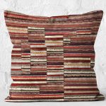 - K11260-Gorsel-2 - Realhomes RealHomes Kahverengi Zeminde Patchwork Motifli Kırkyama Desenli Dijital Baskılı Yastık Kırlent Kılıfı Realhomes