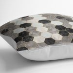 - K11270-Gorsel-3 - Realhomes RealHomes Siyah - Kahvernegi Zeminde Geometrik Motifli Altıgen Desenli Dijital Baskılı Yastık Kırlent Kılıfı Realhomes