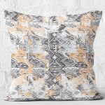 RealHomes Siyah - Bej Zeminde Geometrik Motifli Eskitme Desenli Dijital Baskılı Yastık Kırlent Kılıfı Realhomes