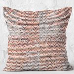 - K11283-Gorsel-2 - Realhomes RealHomes Kırmızı Zeminde Çizgili Motifli Zikzak Desenli Dijital Baskılı Yastık Kırlent Kılıfı Realhomes