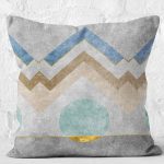 - K11325-Gorsel-2 - Realhomes RealHomes Gri Zeminde Geometrik Motifli Zikzak Desenli Dijital Baskılı Yastık Kırlent Kılıfı Realhomes