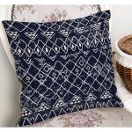 RealHomes Lacivert Zeminde Etnik Motifli Otantik Desenli Dijital Baskılı Yastık Kırlent Kılıfı Realhomes