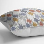 - K11337-Gorsel-3 - Realhomes RealHomes Gri Zeminde Dokuma Halı Motifli Geometrik Desenli Dijital Baskılı Yastık Kırlent Kılıfı Realhomes