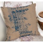 - K11343-Gorsel-1 - Realhomes RealHomes Bej - Mavi Zeminde Otantik Motifli Kilim Desenli Dijital Baskılı Yastık Kırlent Kılıfı Realhomes