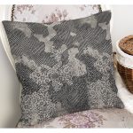 - K11373-Gorsel-1 - Realhomes  RealHomes Gri Zeminde Eskitme Motifli Geometrik Desenli Dijital Baskılı Yastık Kırlent Kılıfı Realhomes