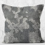 - K11373-Gorsel-2 - Realhomes  RealHomes Gri Zeminde Eskitme Motifli Geometrik Desenli Dijital Baskılı Yastık Kırlent Kılıfı Realhomes