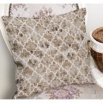 - K11377-Gorsel-1 - Realhomes  RealHomes Kahverengi Zeminde Morrocan Motifli Eskitme Desenli Dijital Baskılı Yastık Kırlent Kılıfı Realhomes