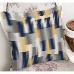 - K11383-Gorsel-1 - Realhomes RealHomes Lacivert - Sarı Zeminde Geometrik Motifli Klasik Desenli Dijital Baskılı Yastık Kırlent Kılıfı Realhomes