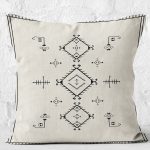 - K11393-Gorsel-2 - Realhomes RealHomes Bej Zeminde Bohem Motifli Kilim Desenli Dijital Baskılı Yastık Kırlent Kılıfı Realhomes