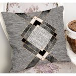 - K11418-Gorsel-1 - Realhomes RealHomes Gri Zeminde Geometrik Motifli Klasik Desenli Dijital Baskılı Yastık Kırlent Kılıfı Realhomes