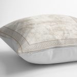 - K11426-Gorsel-3 - Realhomes RealHomes Krem - Bej Zeminde Çerçeveli Motifli Antik Desenli Dijital Baskılı Yastık Kırlent Kılıfı Realhomes