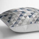 - K11428-Gorsel-3 - Realhomes RealHomes Mavi - Gri Zeminde Geometrik Motifli Antik Desenli Dijital Baskılı Yastık Kırlent Kılıfı Realhomes