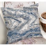 - K11431-Gorsel-1 - Realhomes RealHomes Mavi Zeminde Eskitme Motifli Antik Desenli Dijital Baskılı Yastık Kırlent Kılıfı Realhomes