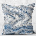 - K11431-Gorsel-2 - Realhomes RealHomes Mavi Zeminde Eskitme Motifli Antik Desenli Dijital Baskılı Yastık Kırlent Kılıfı Realhomes