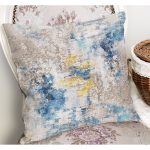 - K11452-Gorsel-1 - Realhomes RealHomes Antika Temalı Eskitme Motifli Duvar Desenli Dijital Baskılı Yastık Kırlent Kılıfı Realhomes