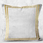 - K11545-Gorsel-2 - Realhomes RealHomes Gold - Gri Zeminde Çerçeveli Motifli Eskitme Desenli Dijital Baskılı Yastık Kırlent Kılıfı Realhomes