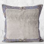 - K11558-Gorsel-2 - Realhomes RealHomes Füme - Gri Zeminde Çerçeveli Motifli Dokuma Halı Desenli Dijital Baskılı Yastık Kırlent Kılıfı Realhomes