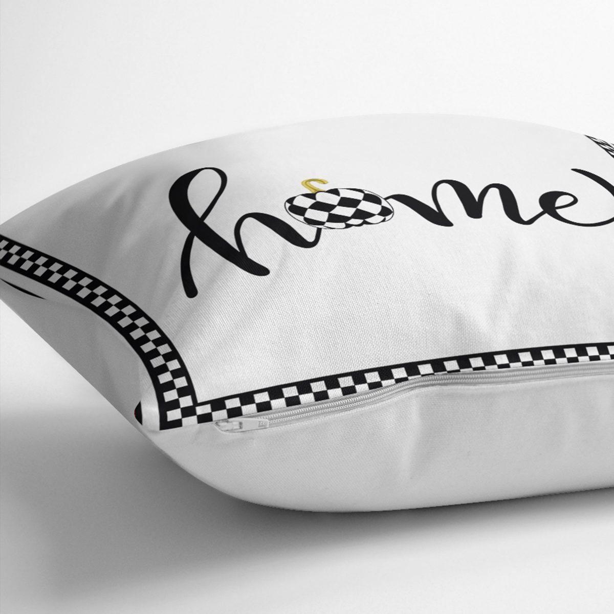 RealHomes Siyah Beyaz Zeminde Çerçeveli Motifli Home Yazılı Dijital Baskılı Yastık Kırlent Kılıfı Realhomes