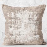- K11588-Gorsel-2 - Realhomes RealHomes Krem - Bej Zeminde Dokuma Halı Motifli Kilim Desenli Dijital Baskılı Yastık Kırlent Kılıfı Realhomes