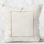 RealHomes Krem - Gold Zeminde Çerçeveli Motifli Klasik Desenli Dijital Baskılı Yastık Kırlent Kılıfı Realhomes