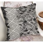 - K11605-Gorsel-1 - Realhomes RealHomes Siyah - Gri Zeminde Eskitme Motifli Kilm Desenli Dijital Baskılı Yastık Kırlent Kılıfı Realhomes