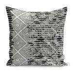 - K11605-Gorsel - Realhomes RealHomes Siyah - Gri Zeminde Eskitme Motifli Kilm Desenli Dijital Baskılı Yastık Kırlent Kılıfı Realhomes