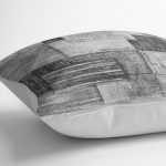 - K11622-Gorsel-3 - Realhomes RealHomes Siyah - Beyaz Zeminde Dokuma Halı Motifli Eskitme Desenli Dijital Baskılı Yastık Kırlent Kılıfı Realhomes