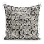- K11631-Gorsel - Realhomes RealHomes Gri - Siyah Zeminde Eskitme Motifli Geometrik Desenli Dijital Baskılı Yastık Kırlent Kılıfı Realhomes