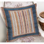 - K11664-Gorsel-1 - Realhomes RealHomes Mavi Zeminde Kilim Motifli Dokuma Desenli Dijital Baskılı Yastık Kırlent Kılıfı Realhomes