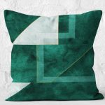 - K11669-Gorsel-2 - Realhomes RealHomes Yeşil Zeminde Dokuma Halı Motifli Geometrik Desenli Dijital Baskılı Yastık Kırlent Kılıfı Realhomes