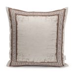 RealHomes Krem - Kahverengi Zeminde Çerçeveli Motifli Otantik Desenli Dijital Baskılı Yastık Kırlent Kılıfı Realhomes
