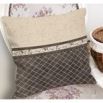 - K11701-Gorsel-1 - Realhomes  RealHomes Krem - Kahverengi Zeminde Mermer Motifli Baklava Desenli Dijital Baskılı Yastık Kırlent Kılıfı Realhomes