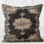 - K11716-Gorsel-2 - Realhomes RealHomes Siyah - Krem Zeminde Geleneksel Motifli Osmanlı Desenli Dijital Baskılı Yastık Kırlent Kılıfı Realhomes