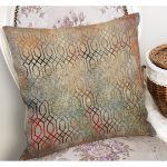 - K11720-Gorsel-1 - Realhomes RealHomes Antika Temalı Geometrik Motifli Eskitme Desenli Dijital Baskılı Yastık Kırlent Kılıfı Realhomes